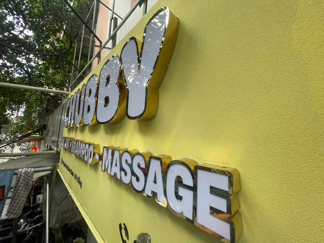 CHUBBY NAILS & SPA - Image 6