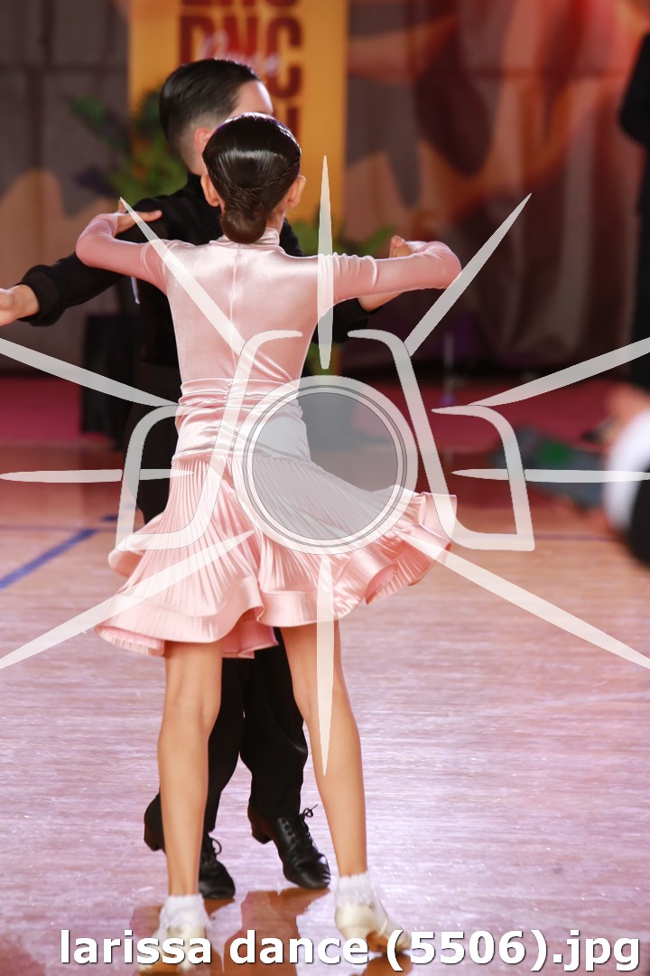 larissa dance (5506).jpg
