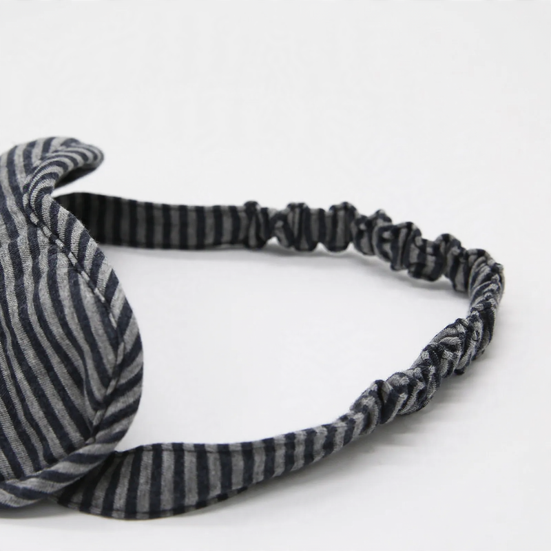 Cotton sleep mask with light protection