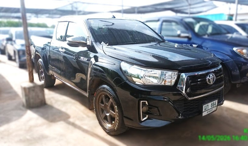 TOYOTA HILUX REVO