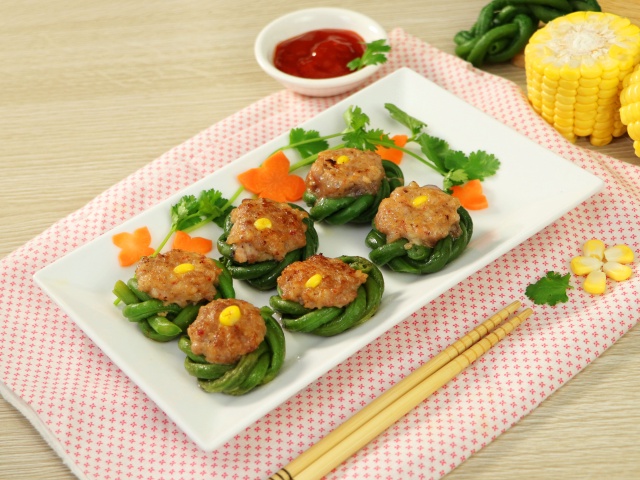 ĐậU ĐũA CuộN ThịT Chiên