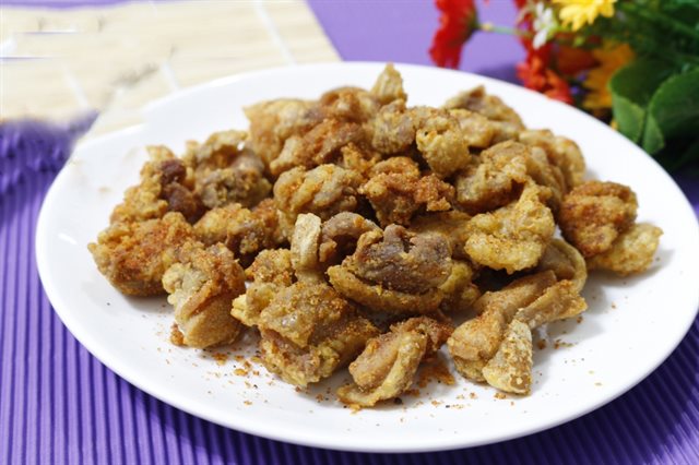 Gà Chiên Giòn Xóc Muối Ớt