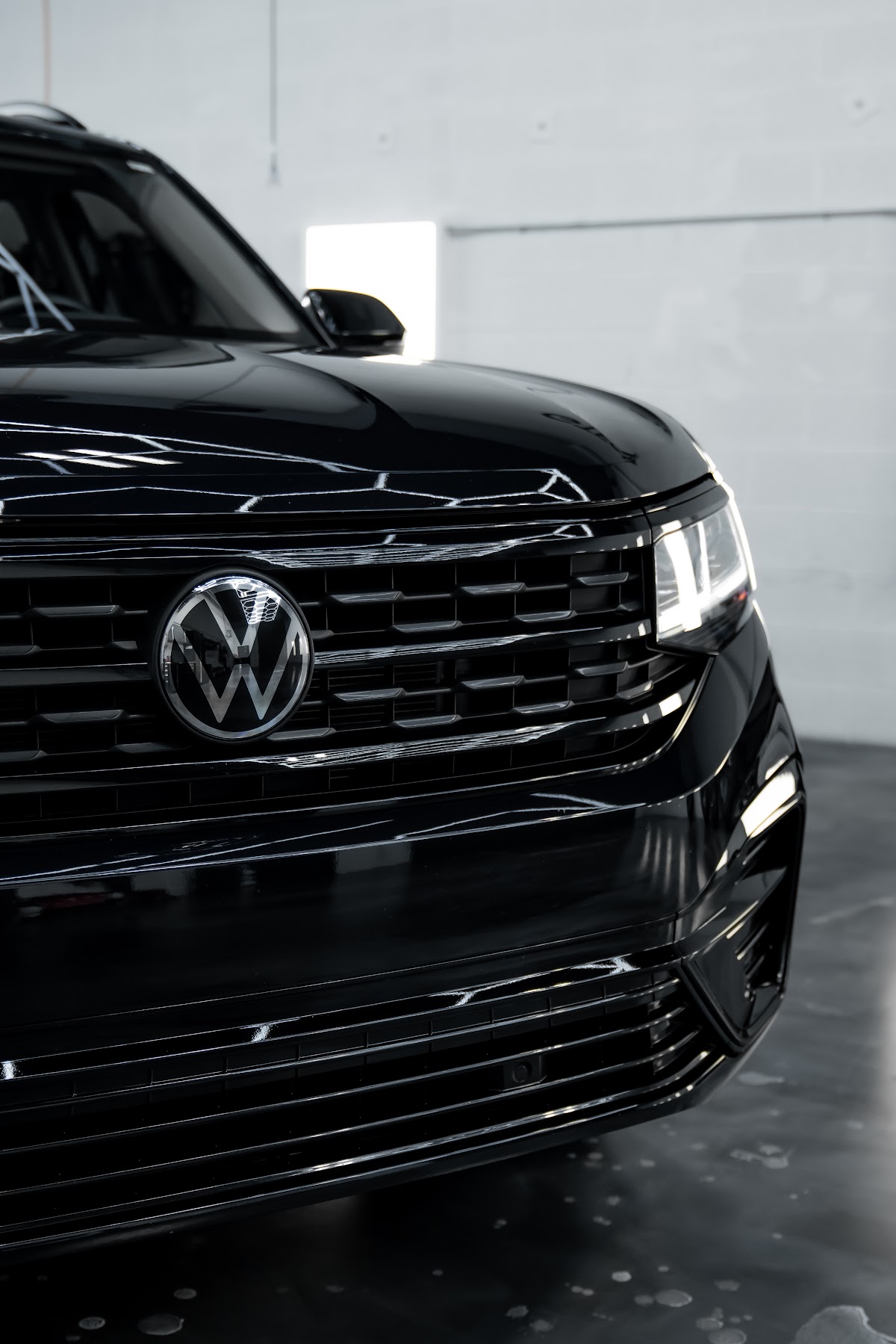 Volkswagen Atlas grille and VW badge detail at ZAutoCare