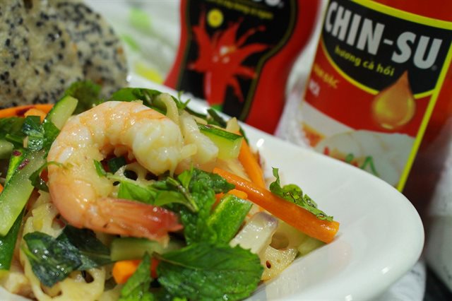 Gỏi Củ Sen Tôm Thịt