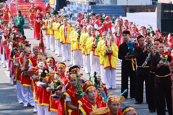 Ngày 24/11 hằng năm là Ngày Văn hóa Việt Nam - Đài Phát thanh và truyền hình Hà Nội