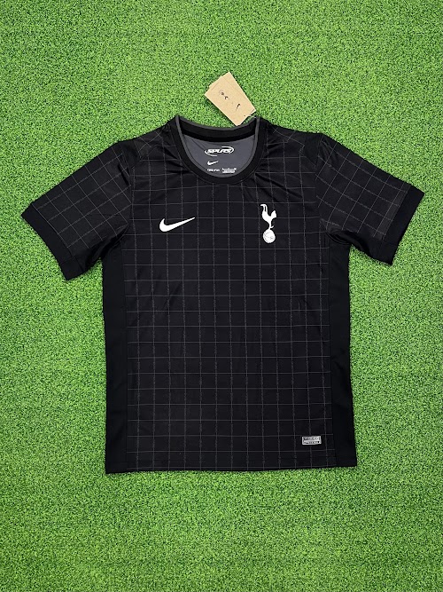 25-26 Tottenham Hotspur Visitante 2.jpeg