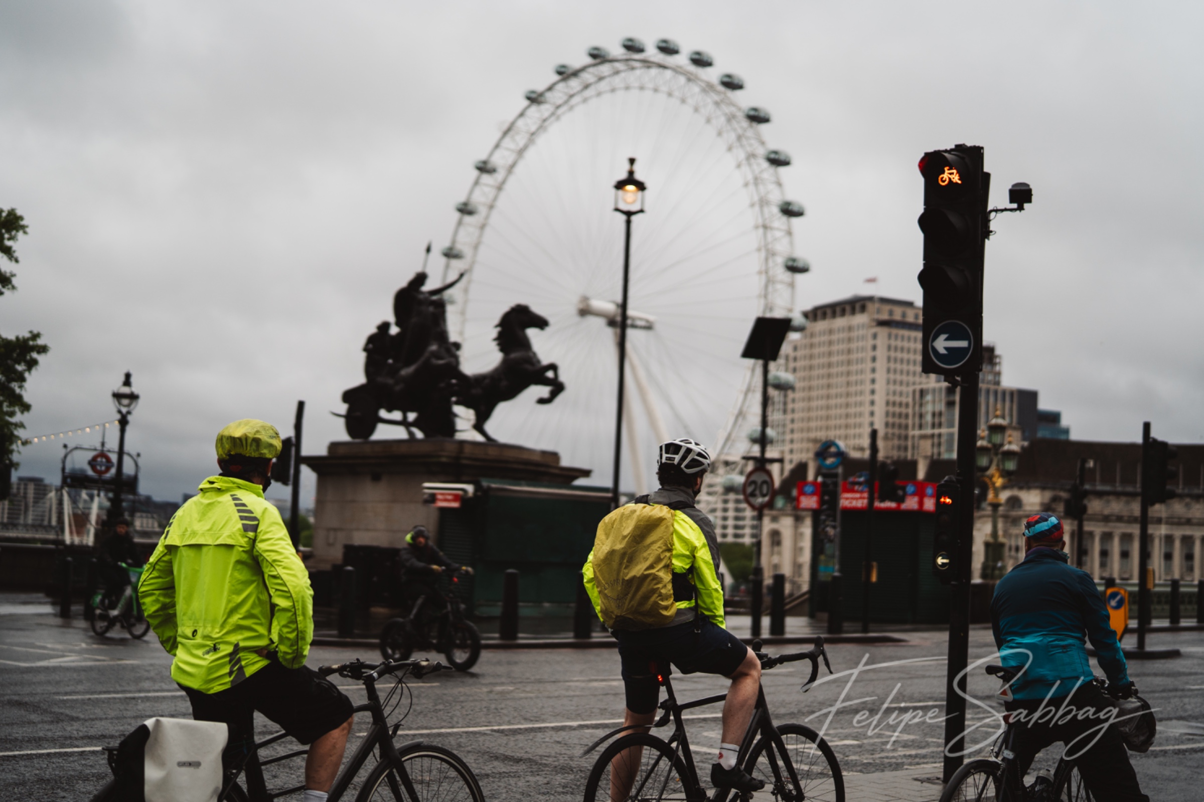 LONDON EYE — London, England