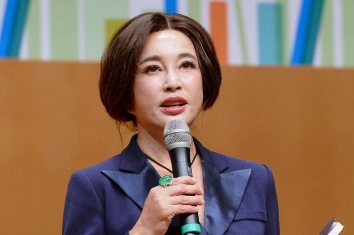 'Võ Tắc Thiên' Lưu Hiểu Khánh phẫn nộ tin đồn chết đuối do cháu trai lan truyền - Báo VietnamNet