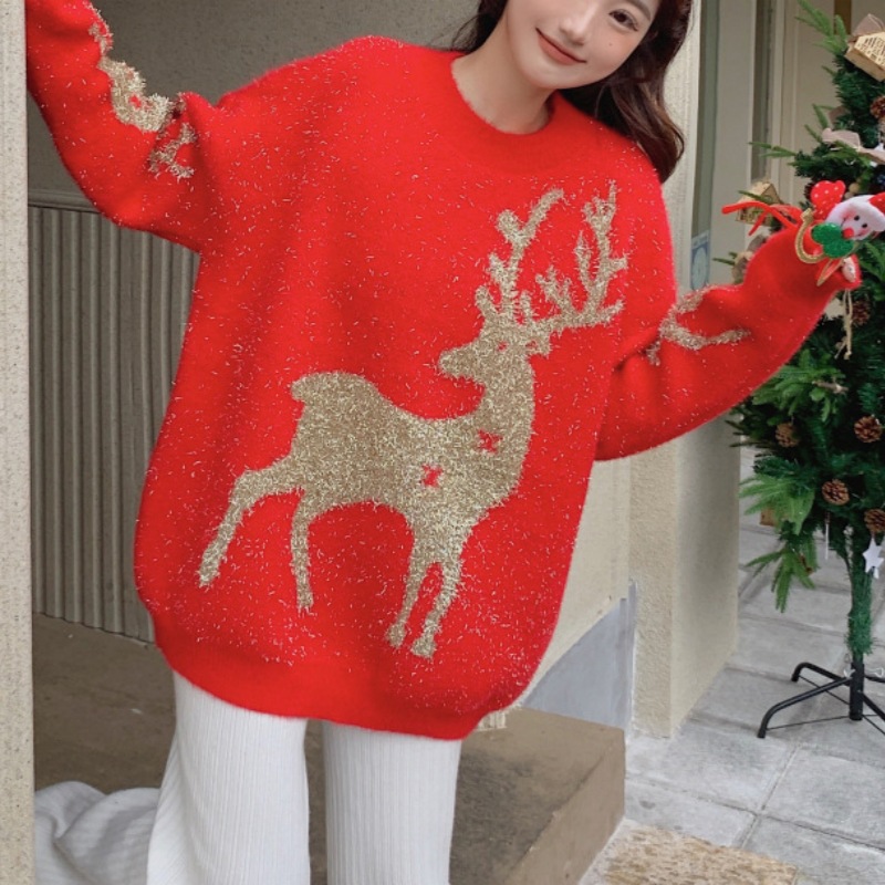 Weihnachtlicher Strickpullover mit Tiermotiv