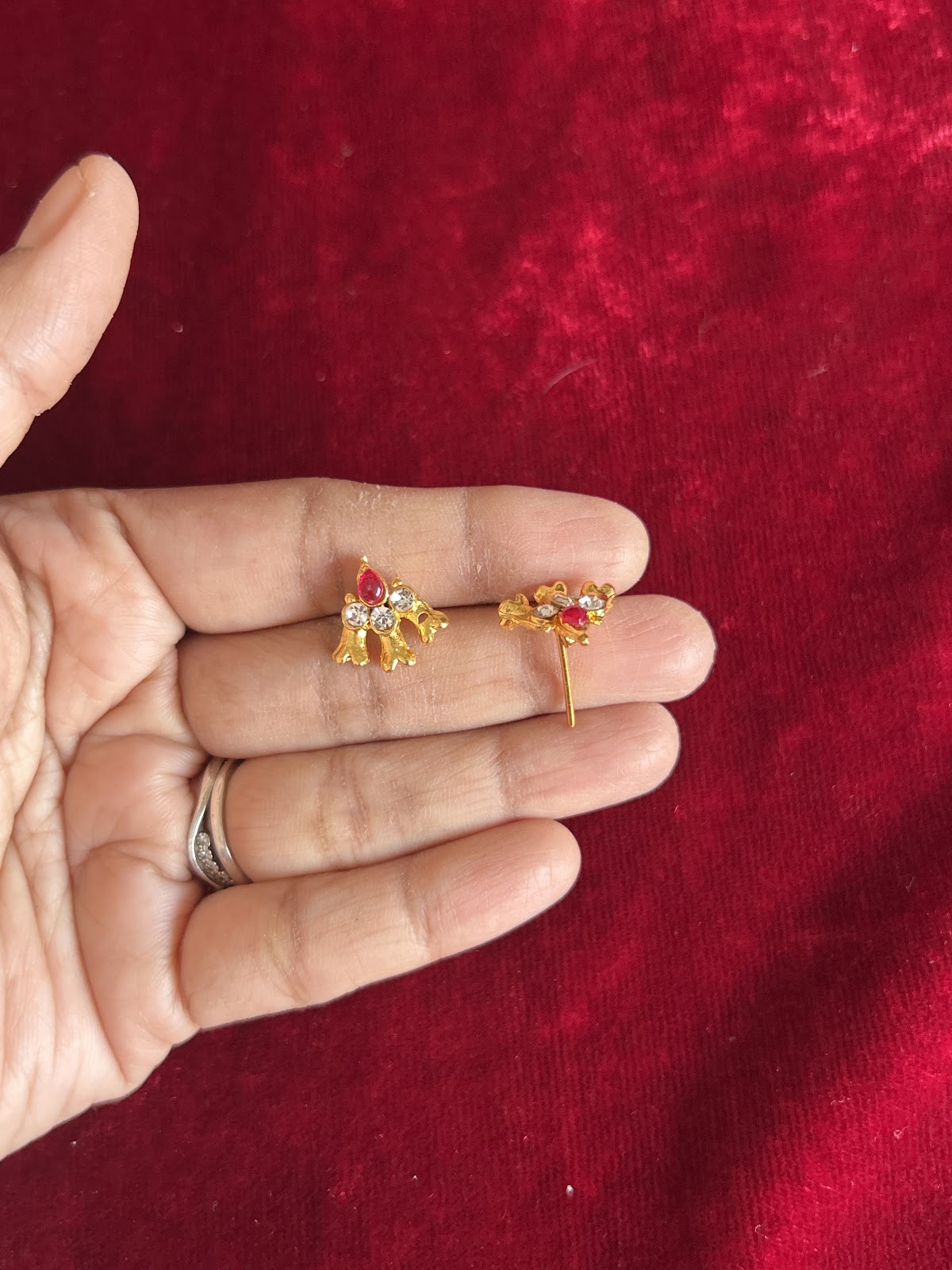 Earring k pack of pack of 3