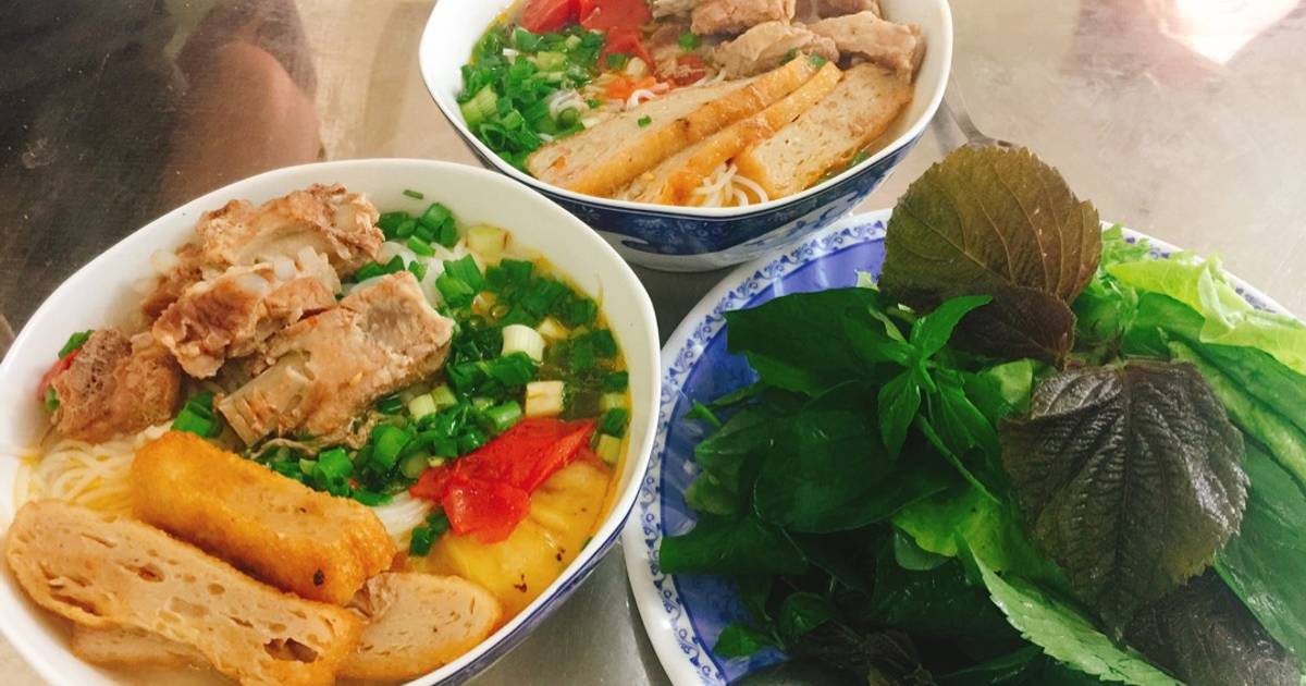 Bún sườn non chả cá