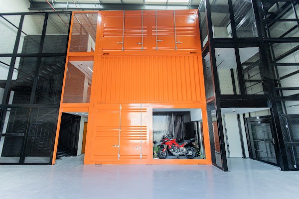 Urban Box Storage facility in Dubai Investment Park