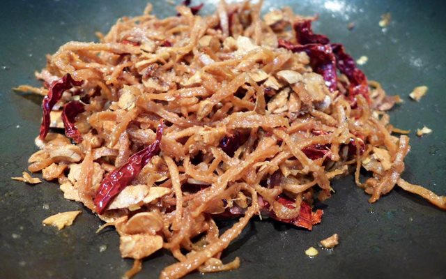 Khô Mực Chiên Bơ Tỏi