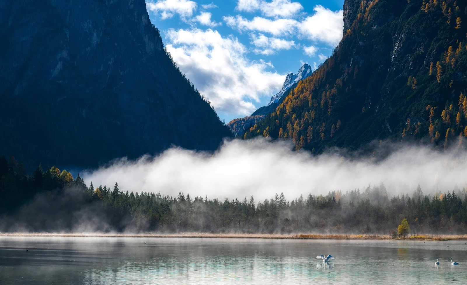 Morning Fog Over Alpine Lake - Landscape Photography 5K Wallpaper (6144x3743)
