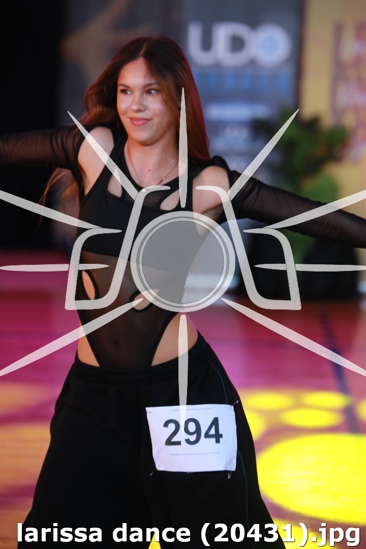 larissa dance (20431).jpg