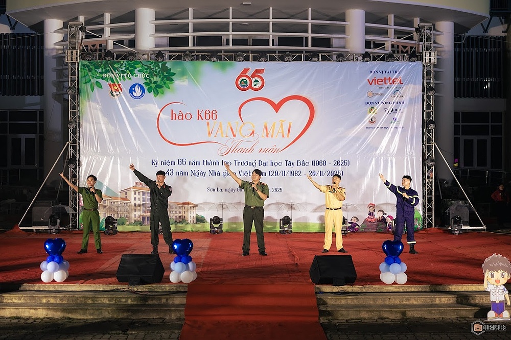 Đêm nhạc hội “Vang mãi thanh xuân”
