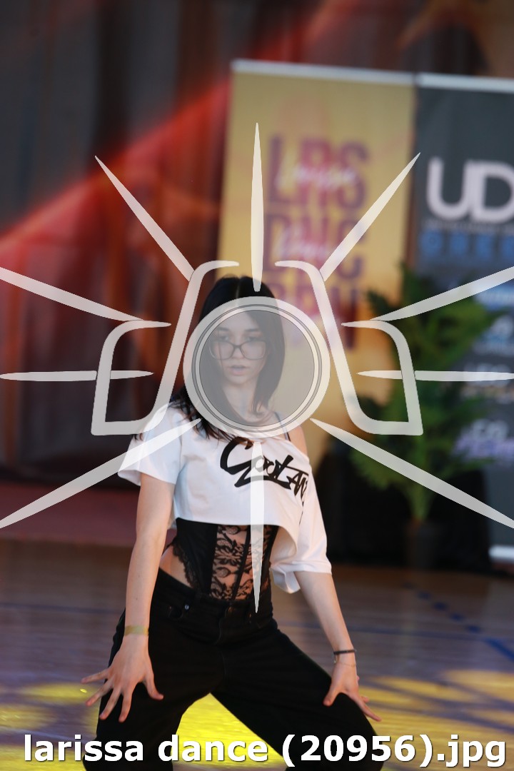 larissa dance (20956).jpg