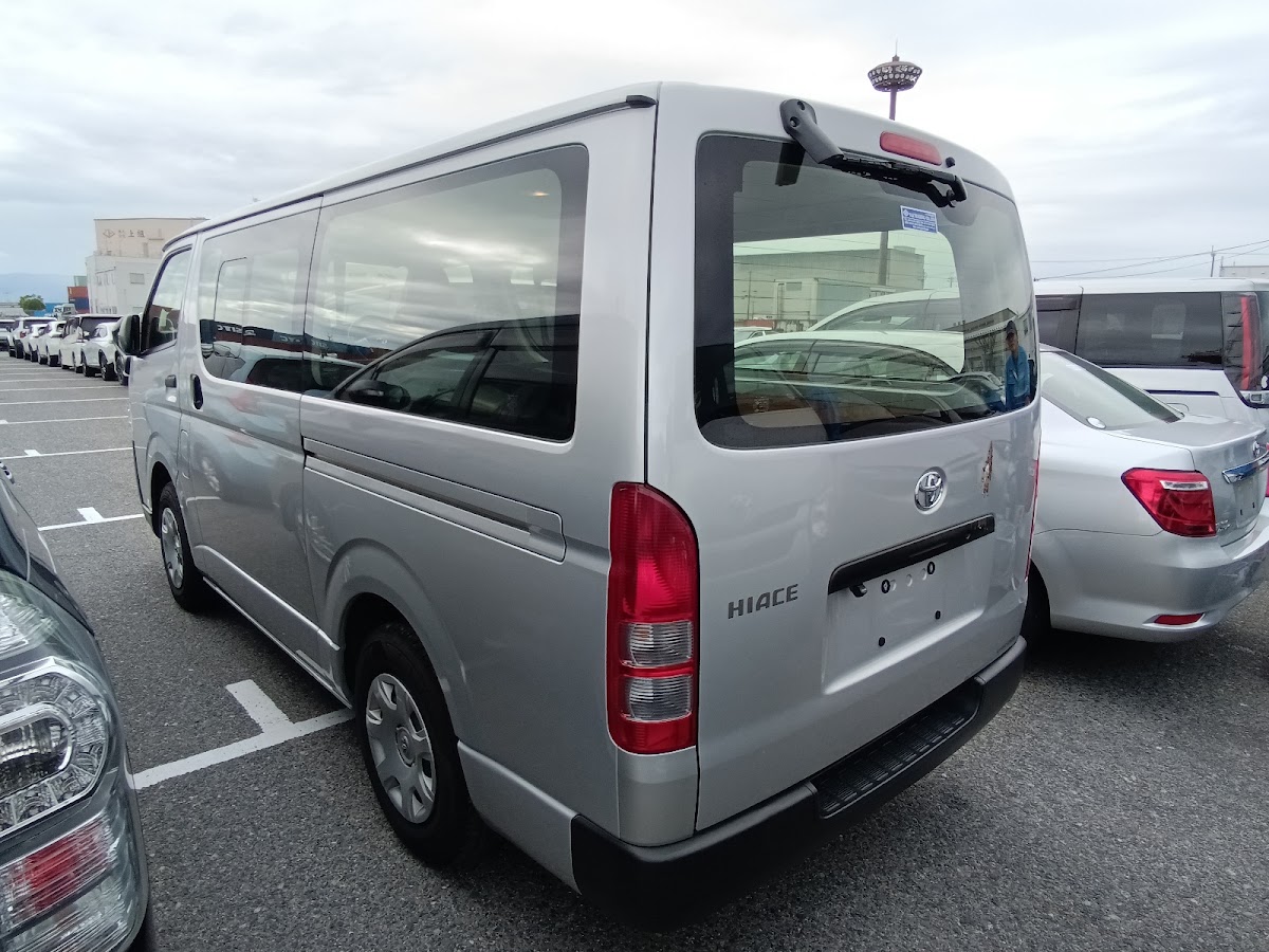 Toyota Hiace