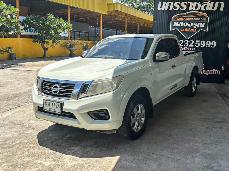 NISSAN NAVARA