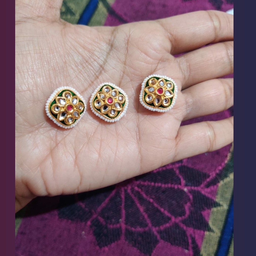 B14-Squre Green Meena Pendant (Pack Of 3)