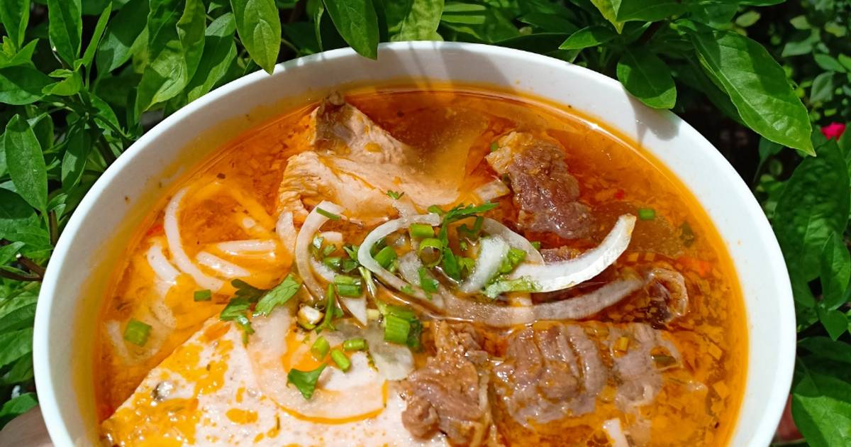 Bún bò huế đơn giản