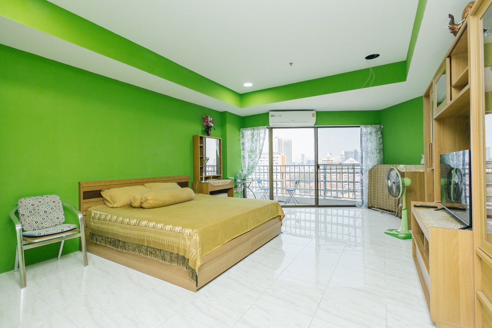 Zire A - 2 Bed, Floor 38