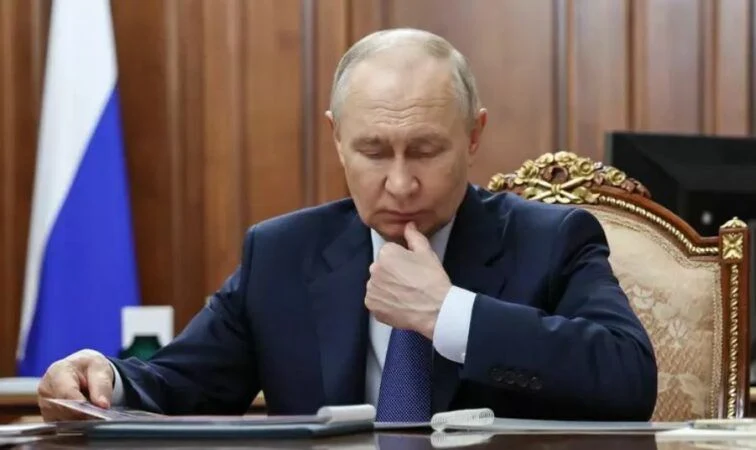 Rusia e Bashkuar fiton shumicën absolute në zgjedhjet parlamentare