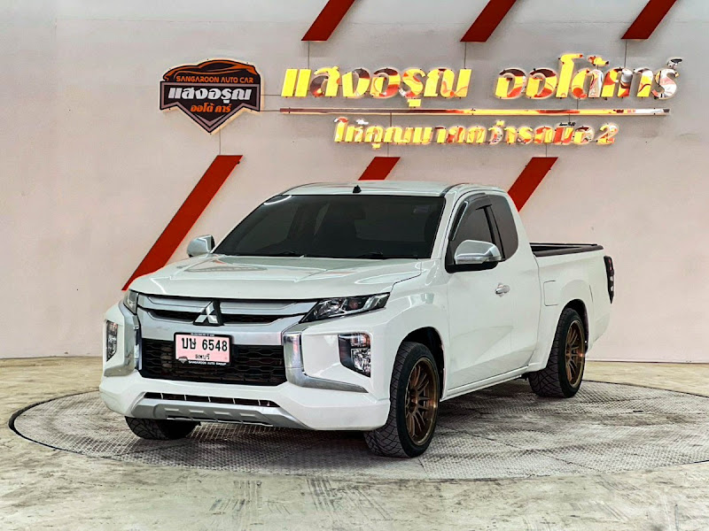 MITSUBISHI TRITON