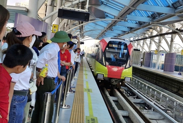 Hà Nội Triển Khai Cơ Chế Đột Phá Để Thúc Đẩy Giao Thông Xanh Cho Người Dân
