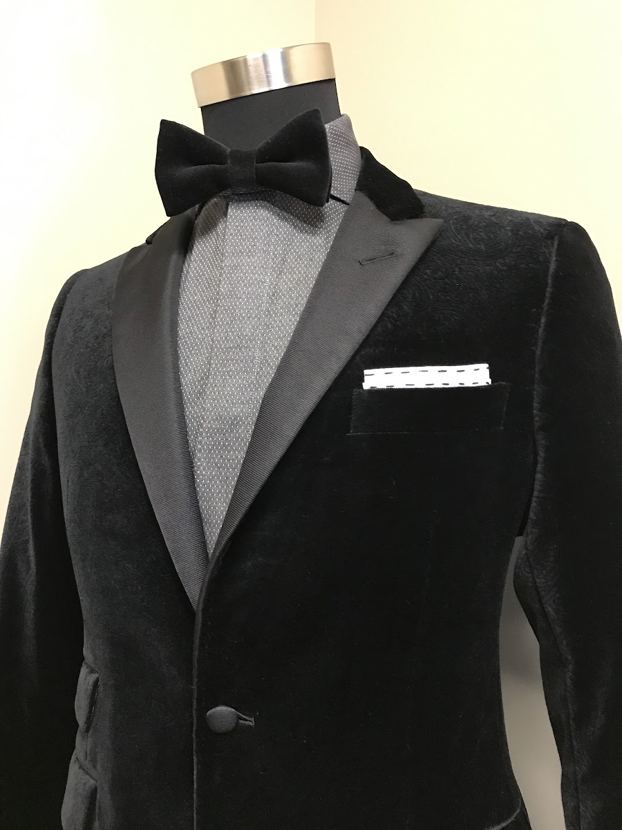 Bespoke by CB custom suit consultation Miami — the fitting process