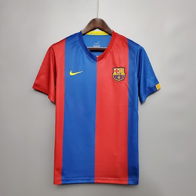 Retro Barcelona 06-07 Local @lumorasports.jpeg
