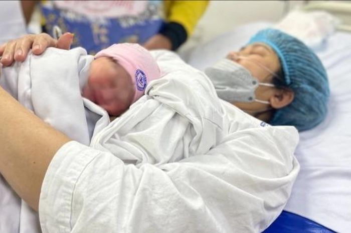 Từ 1/7/2026: Lao động nữ sinh con thứ hai được nghỉ thai sản 7 tháng - Đài Phát thanh và truyền hình Hà Nội