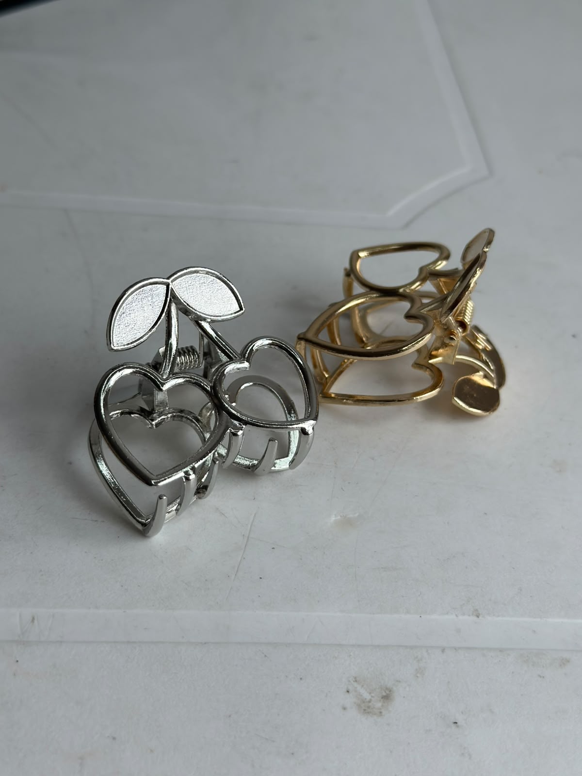 Set De Mini Pinzas Cereza De Metal Calado