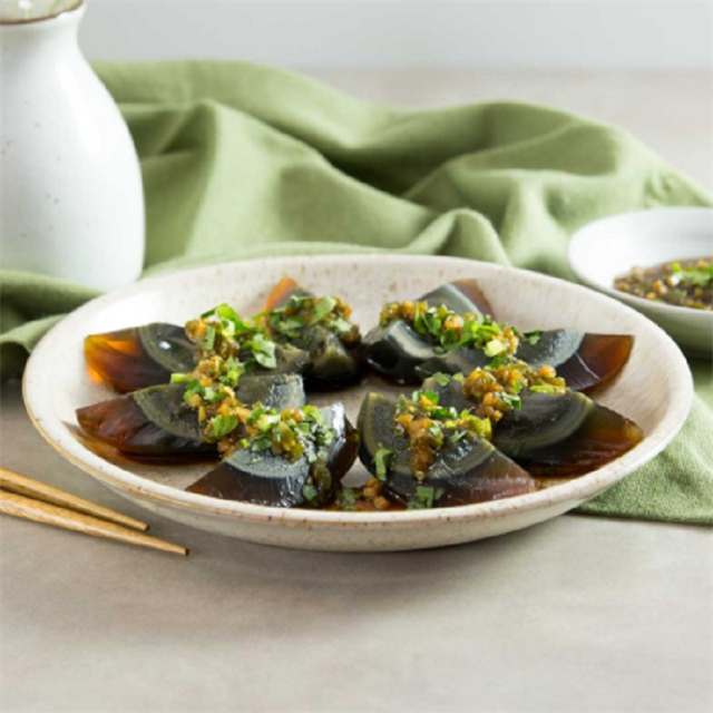 Trứng Bắc Thảo Sốt Tương
