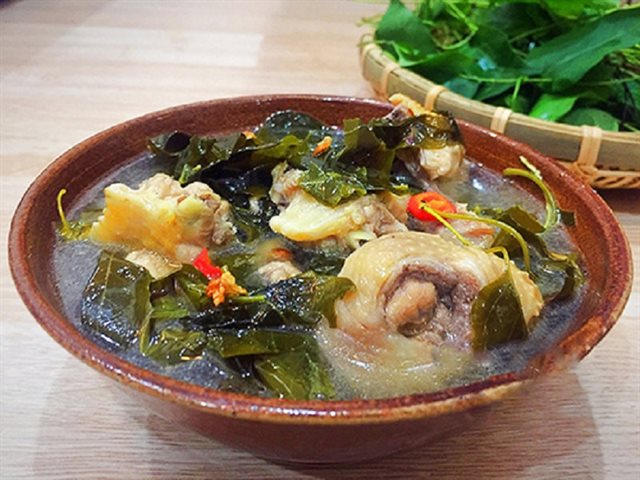 Canh Gà Lá Giang Chua Ngon