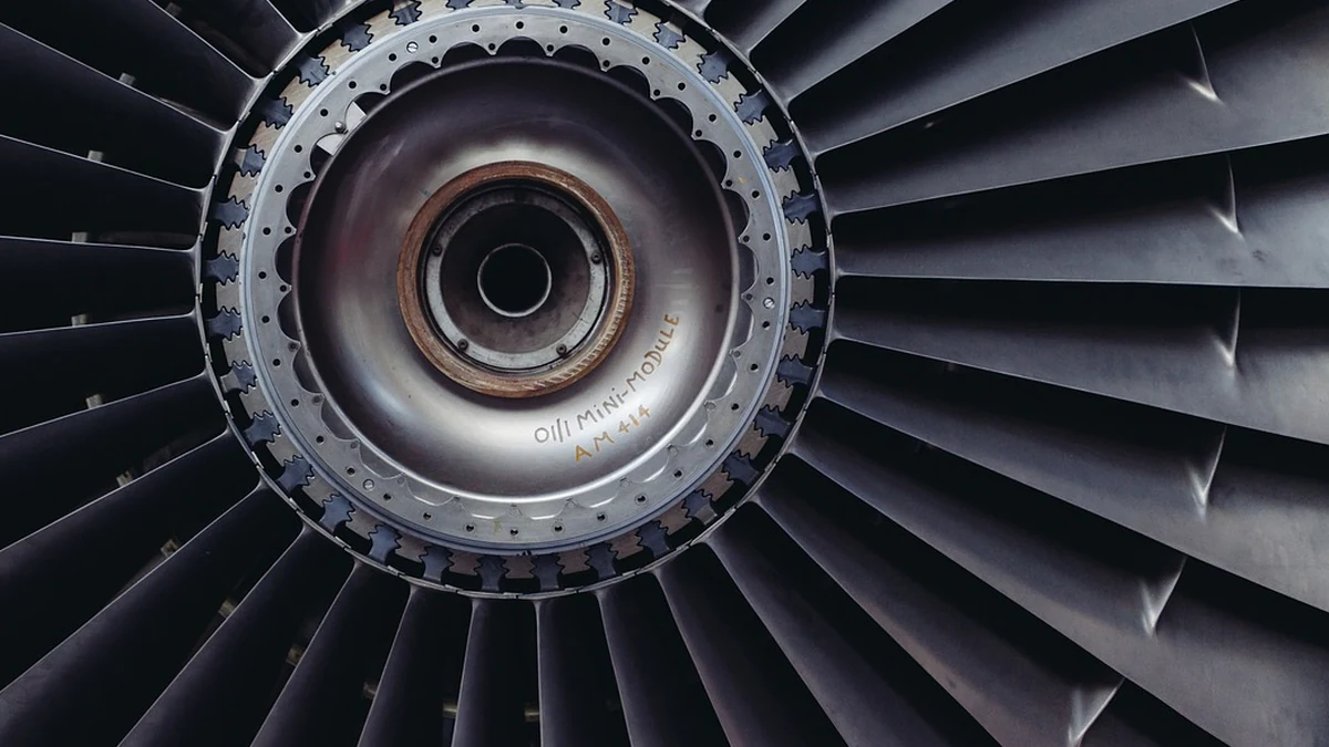 AI 번역 앱 추천 및 번역 엔진 구조별 정확도 차이 분석