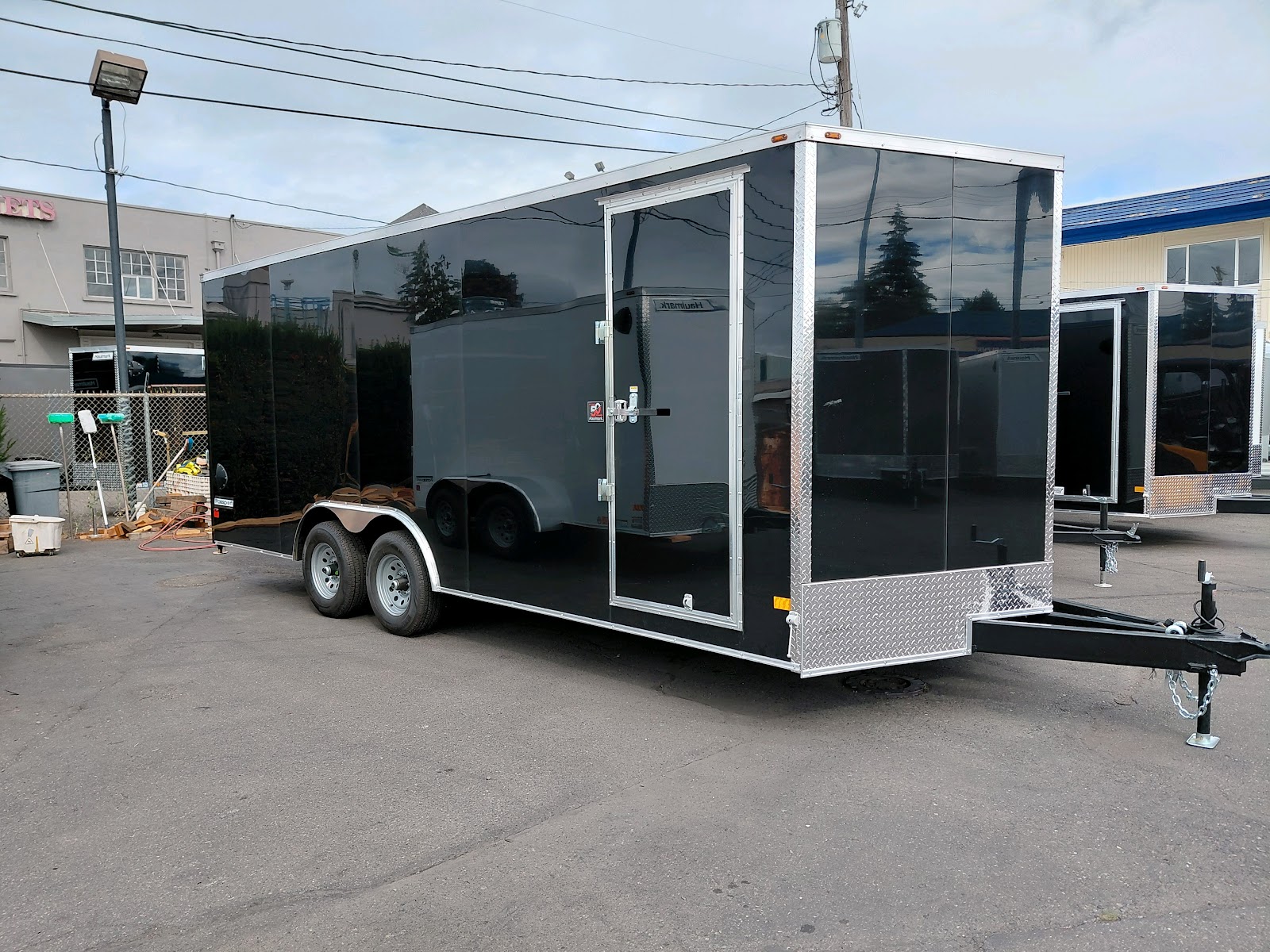 Passport Deluxe Enclosed Cargo