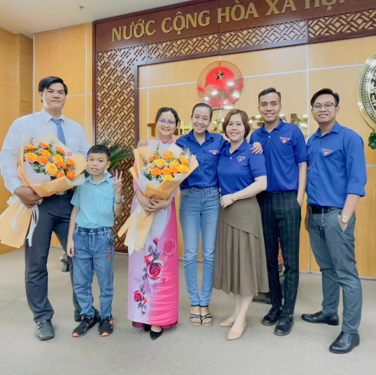 Đồng chí Hứa Khoa Nam (ngoài cùng bên trái)....