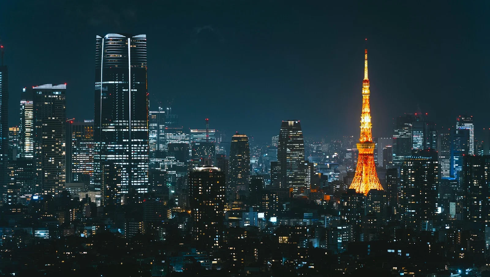 Tokyo Tower And City Skyline - Night City Photography 5K Wallpaper (6144x3475)