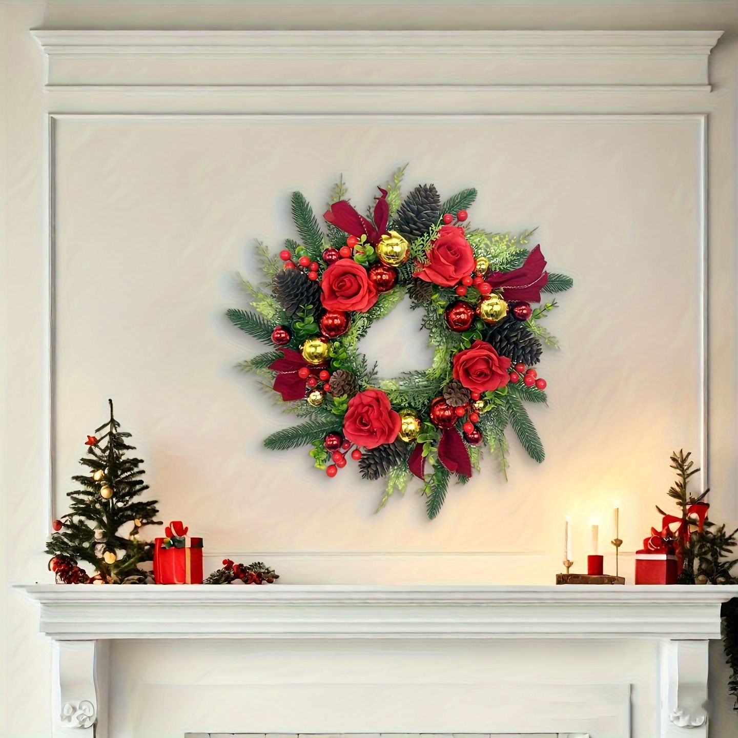 Weihnachtskranz mit Rosen und Goldkugeln, 50 cm