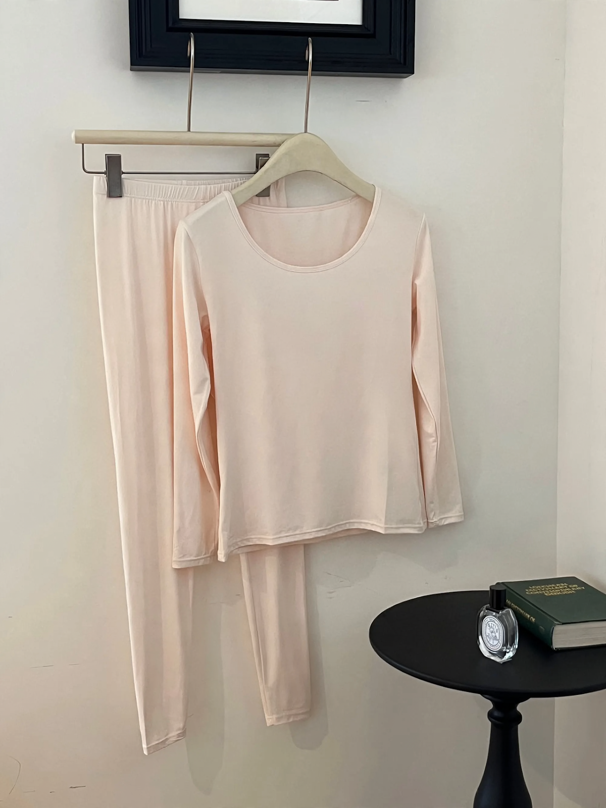 Thermal underwear set, lightweight and body-hugging