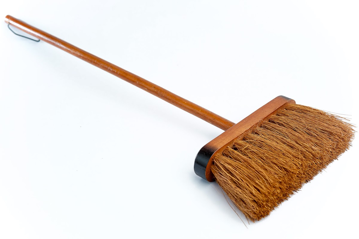 HEARTH BRUSH