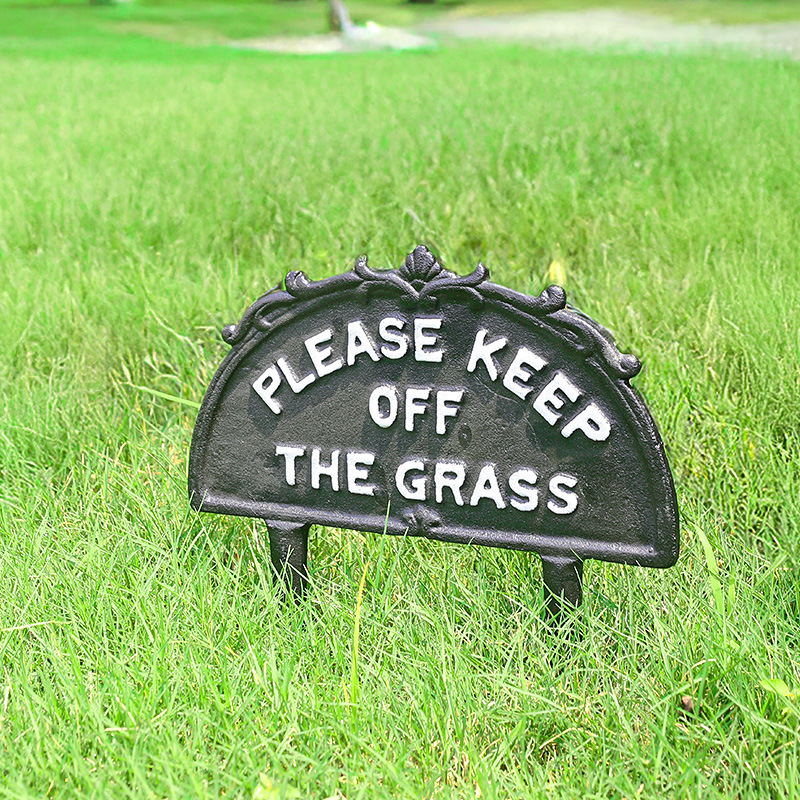Cast Iron Garden Sign with Dog Motif