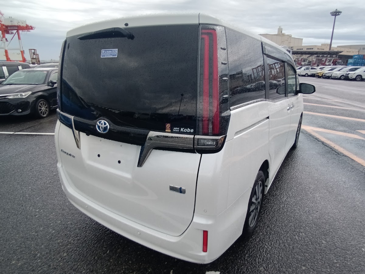 Toyota Esquire
