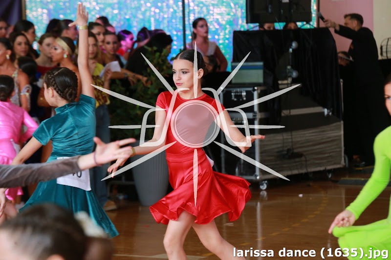 larissa dance (1635).jpg