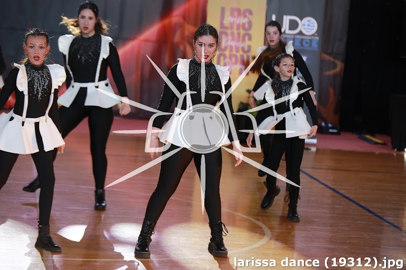 larissa dance (19312).jpg