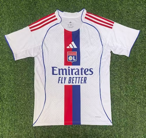 25-26 Olympique Lyonnais Local.jpg