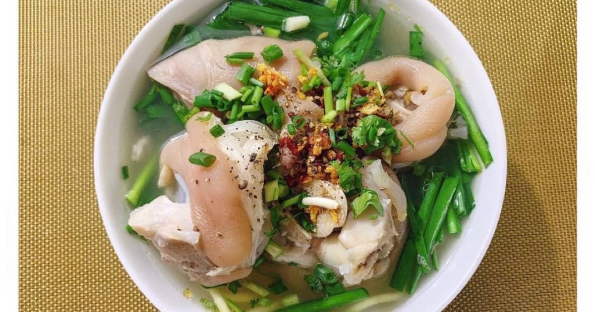Mì, hủ tiếu giò heo