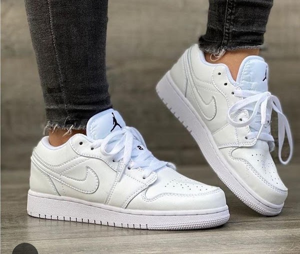 Jordan Retro 1 Low Blanco