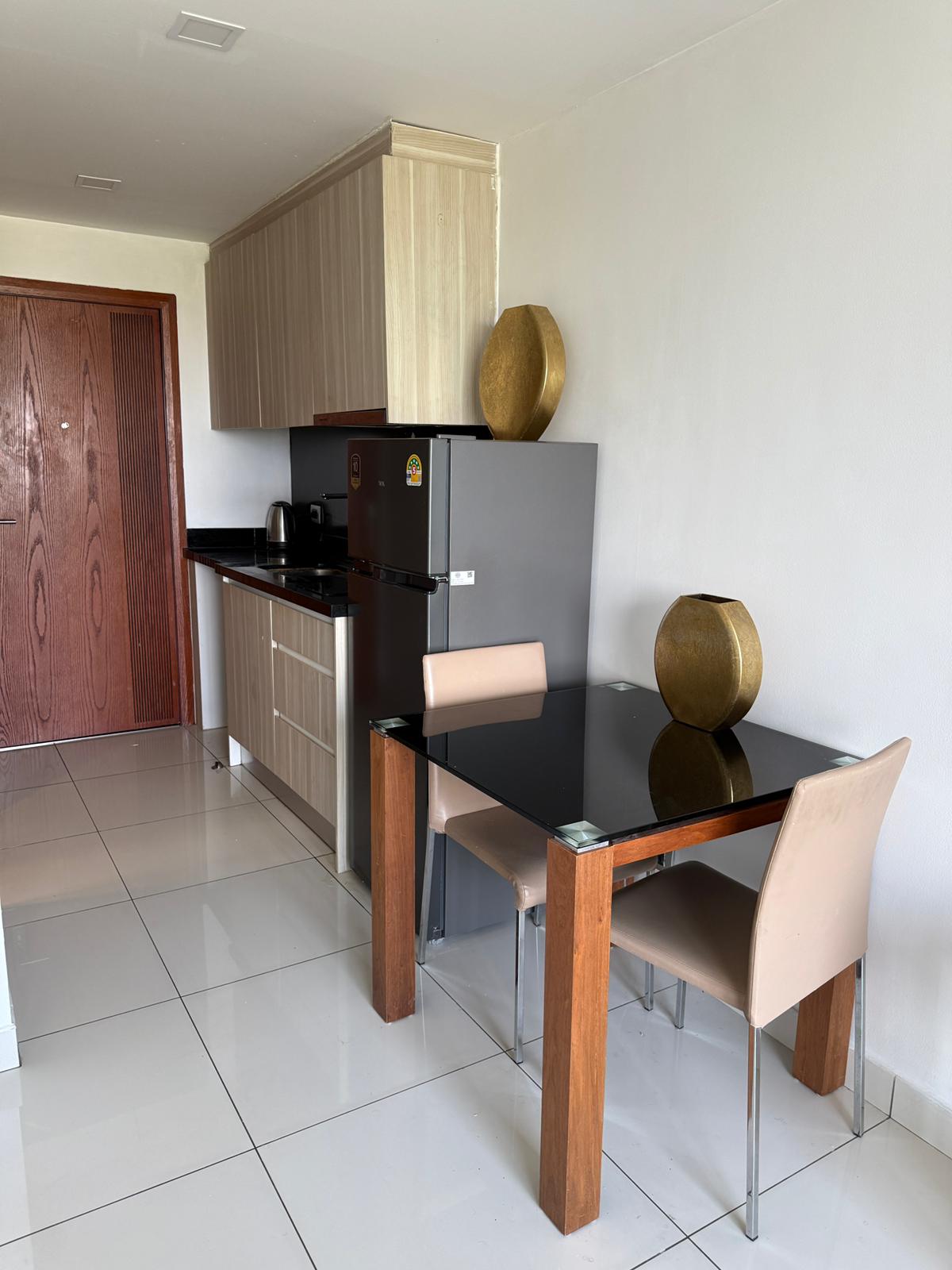 Laguna Beach Resort 1/F4 1 BED · 2 BATH · 51 SQ M · 1 BALCONY · POOL VIEWS 3
